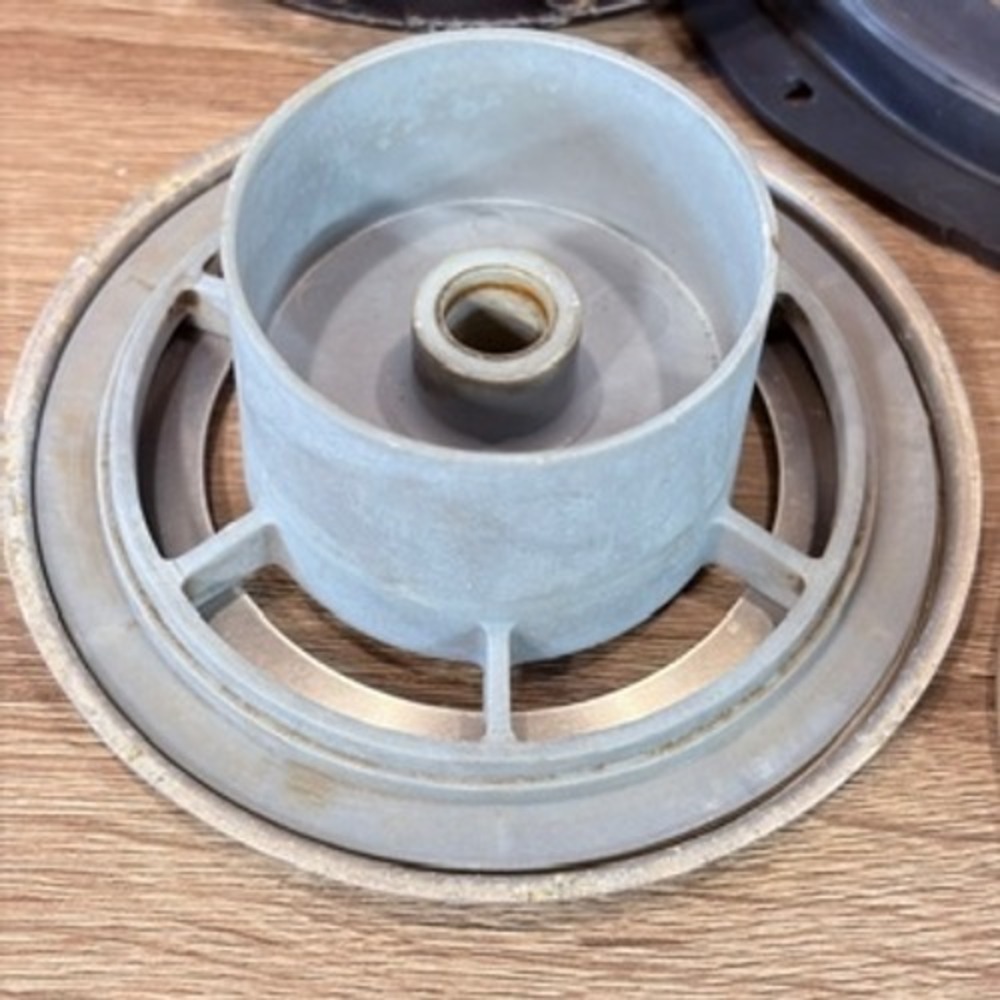Rainbow Vacuum Parts R4100 Separator R4101 Spider R2701 R2702 R2698 Bundle - Picture 3 of 5